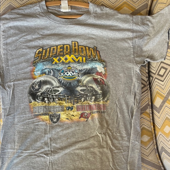 Super Bowl XXXVII 2003 Graphic T-Shirt - Picture 10 of 11